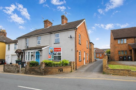 View Full Details for New Hythe Lane, Larkfield, Aylesford