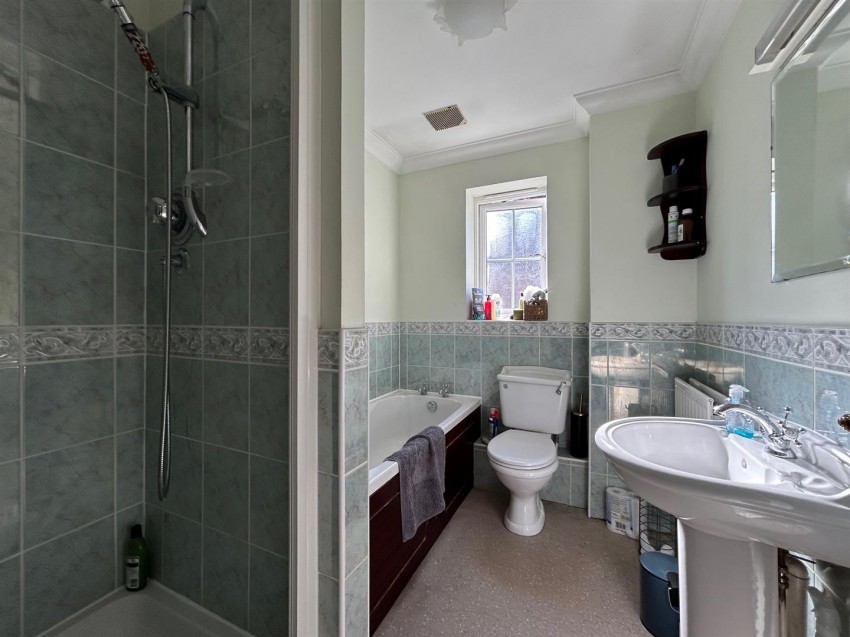 Images for Dexter Close, Kennington, Ashford