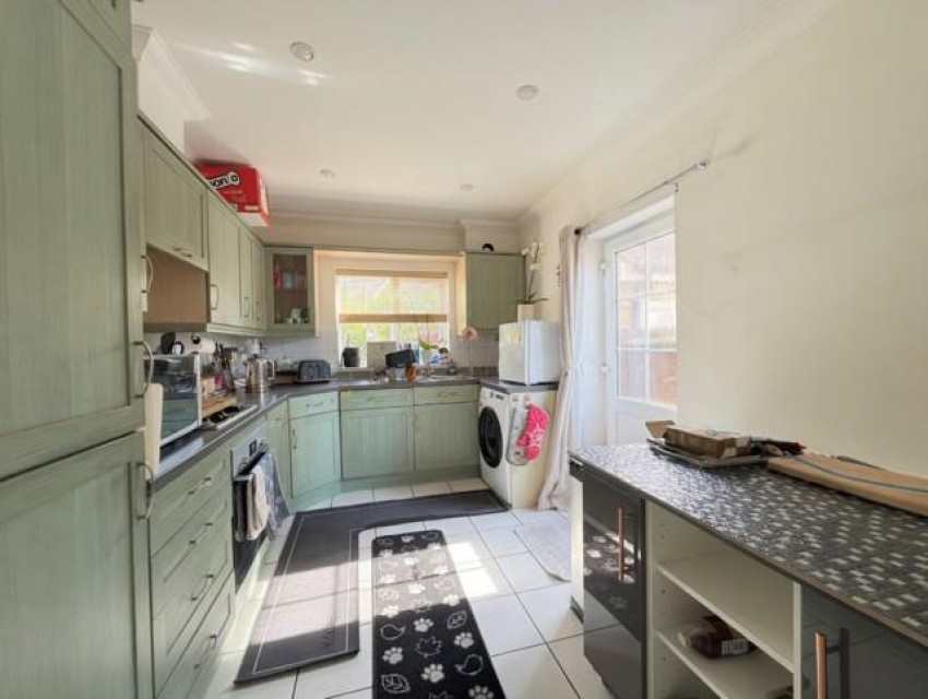 Images for Dexter Close, Kennington, Ashford