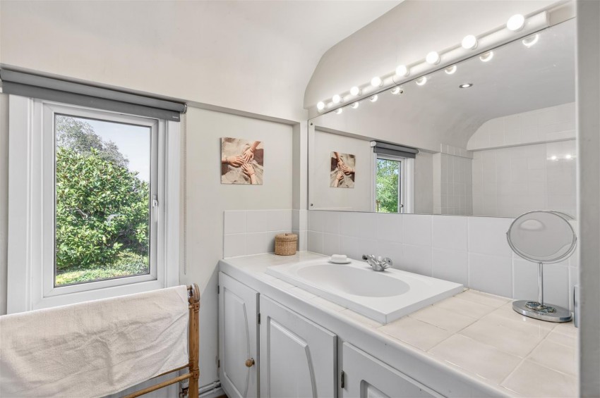 Images for Mill Lane, Yalding, Maidstone