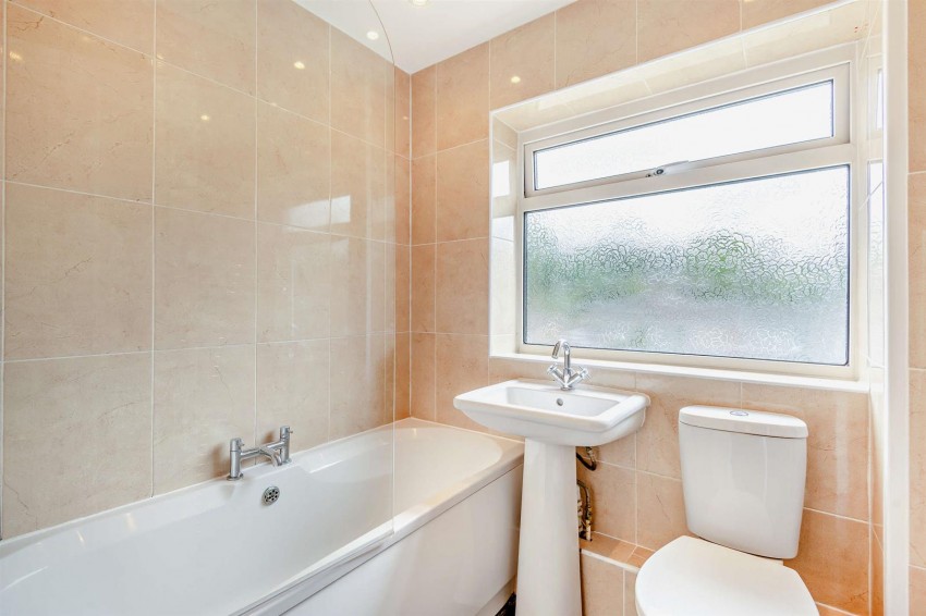 Images for Chapman Avenue, Maidstone