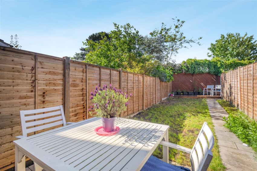 Images for Lakeside, Snodland