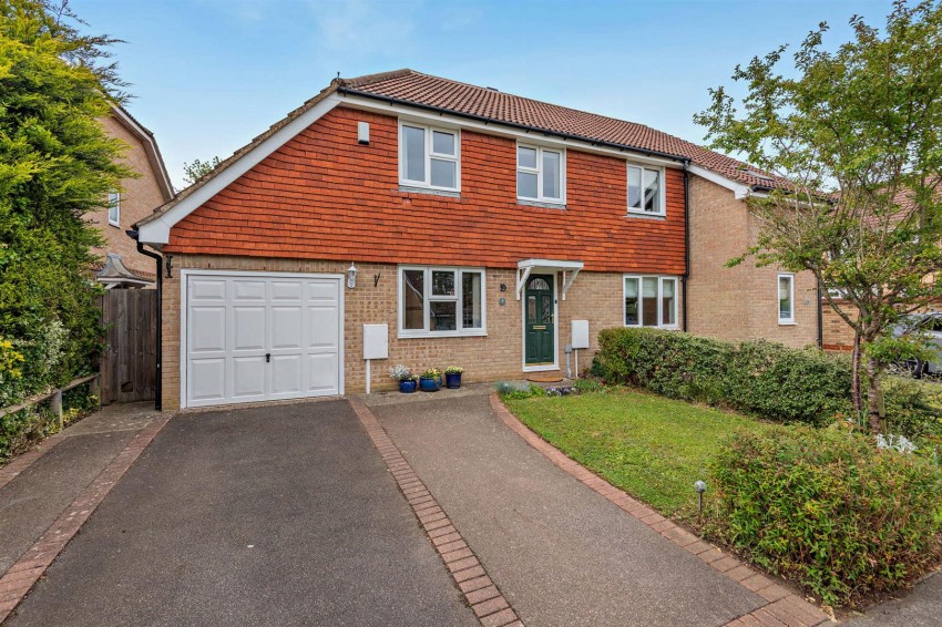 Images for Coltsfoot Drive, Weavering, Maidstone