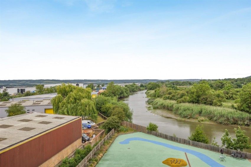 Images for 94 Mill Hall, Aylesford