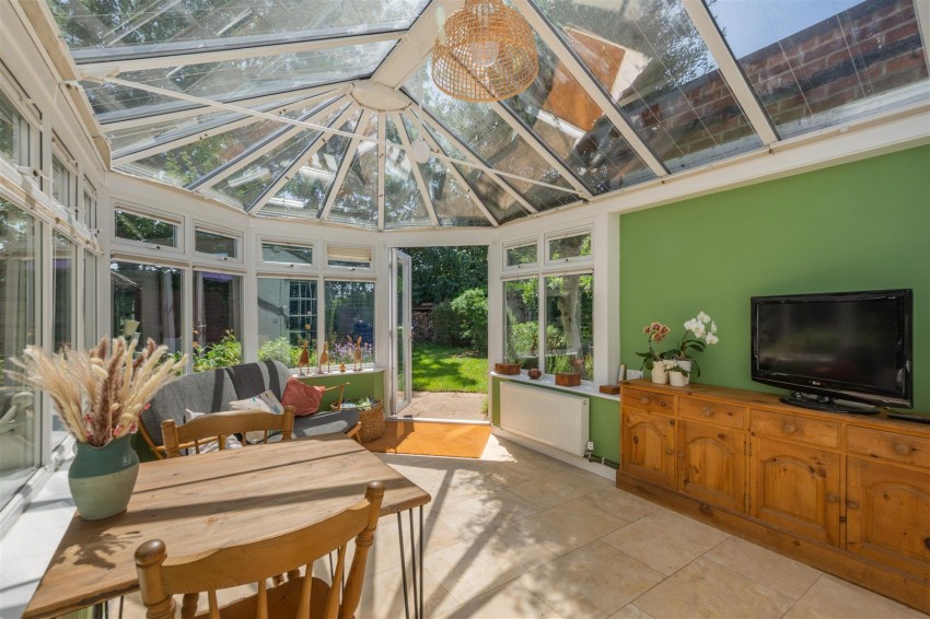 Images for Eagle Close, Larkfield, Aylesford