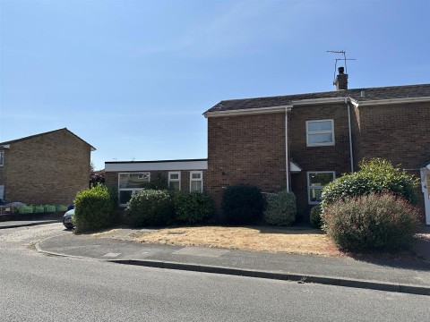 View Full Details for Swallow Road, Larkfield, Aylesford