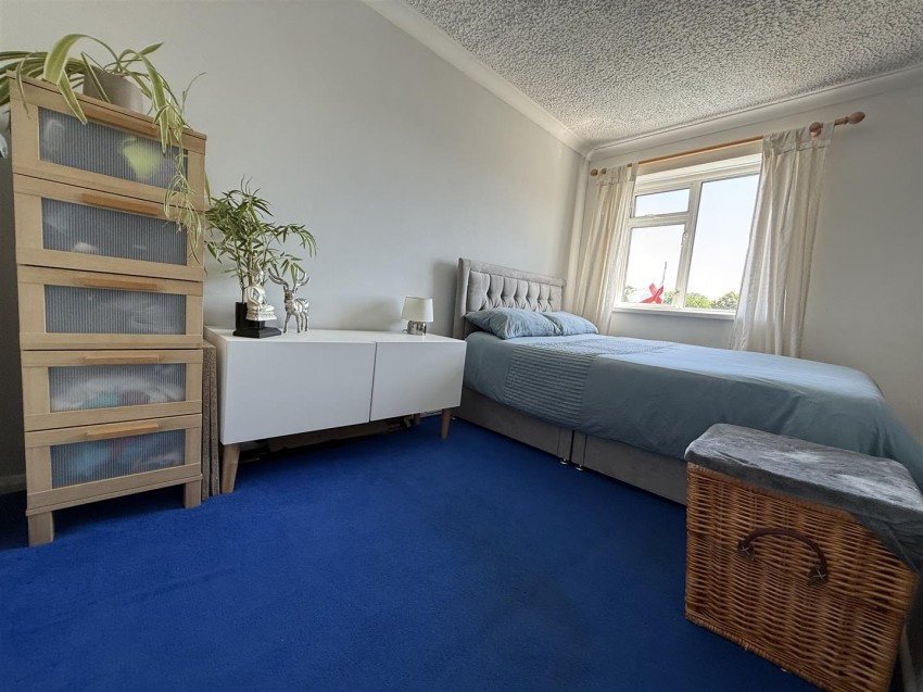 Images for Swallow Road, Larkfield, Aylesford