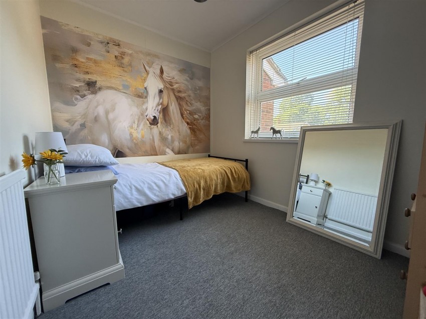 Images for Swallow Road, Larkfield, Aylesford