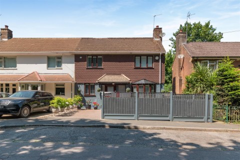 View Full Details for Mosquito Road, West Malling
