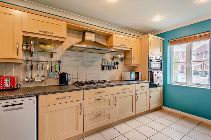 Images for Lacock Gardens, Maidstone