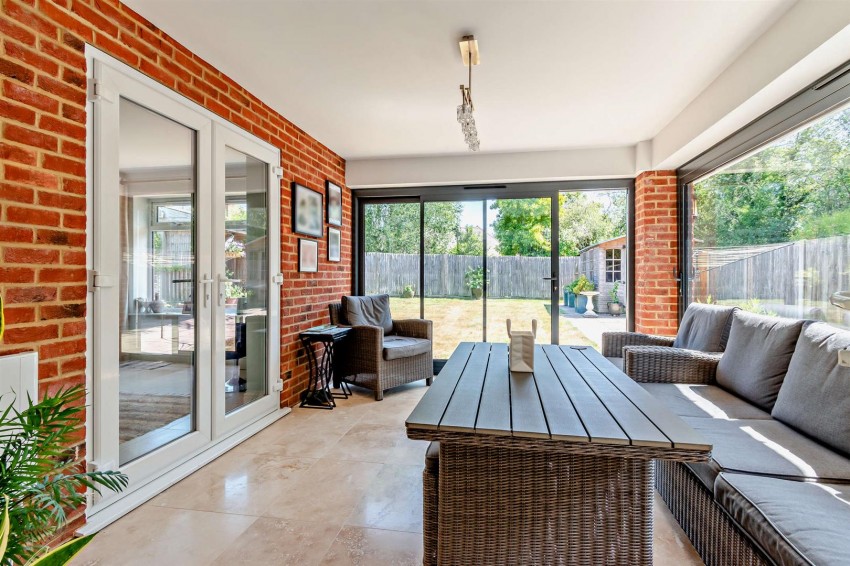 Images for Orchard Close, Langley