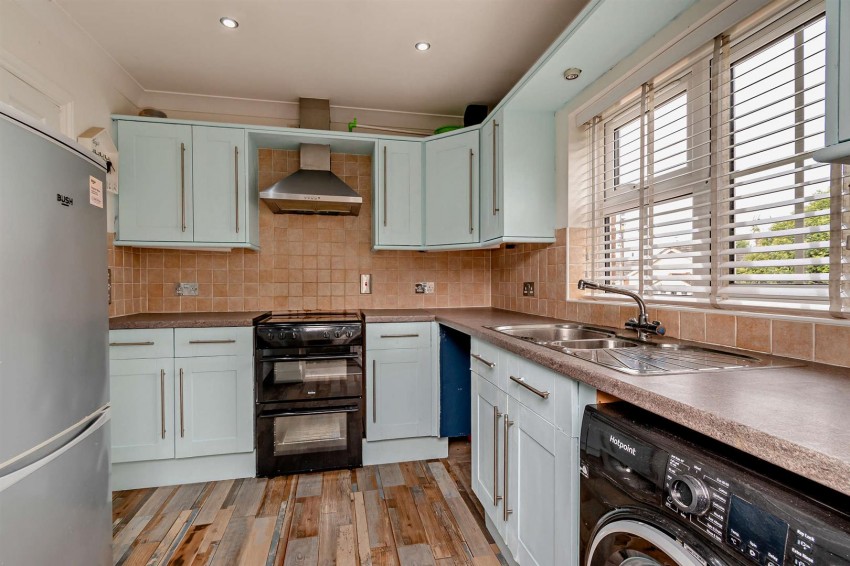 Images for Shepherds Way, Langley