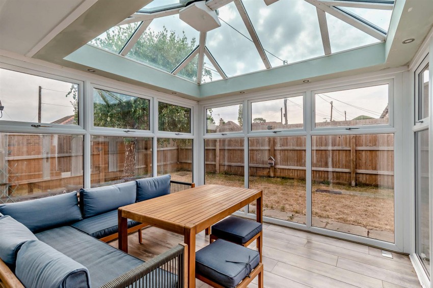 Images for Shepherds Way, Langley